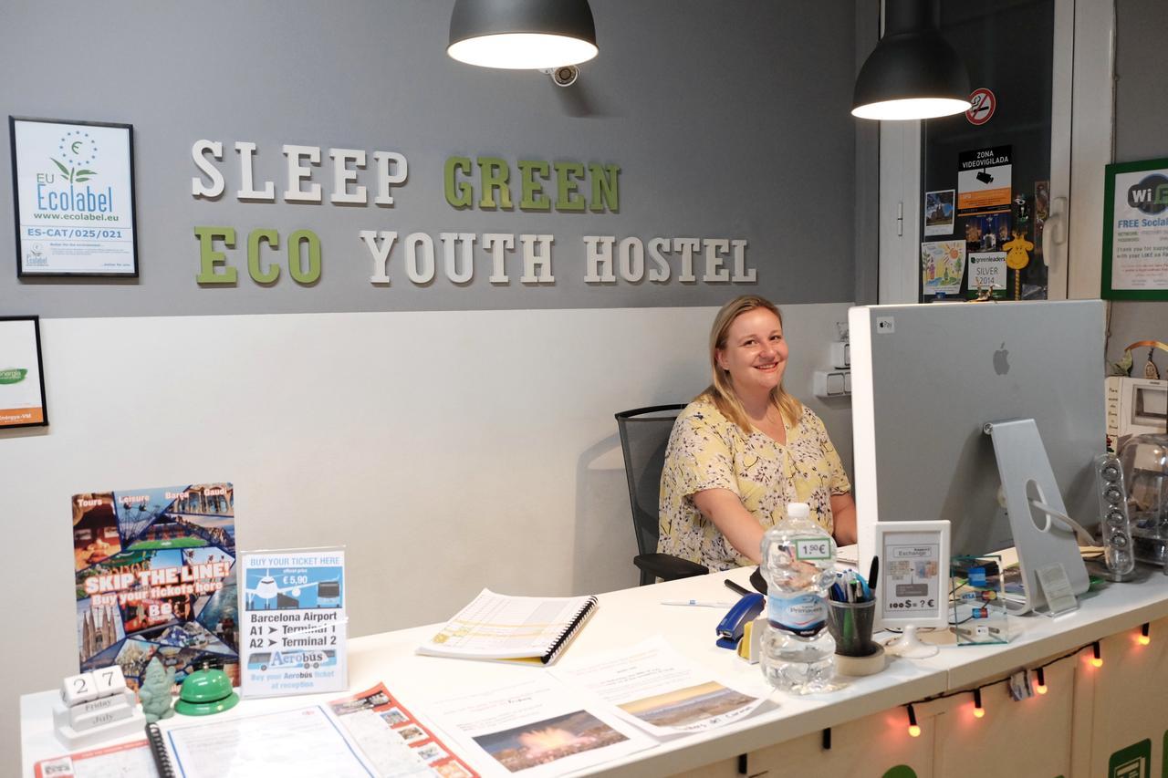 Sleep Green - Certified Eco Youth Hostel Барселона Екстер'єр фото