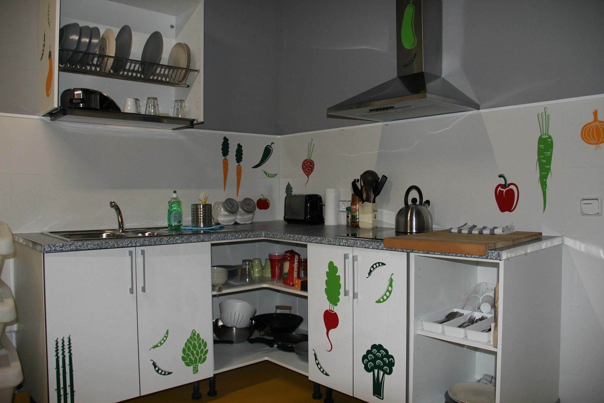 Sleep Green - Certified Eco Youth Hostel Барселона Екстер'єр фото