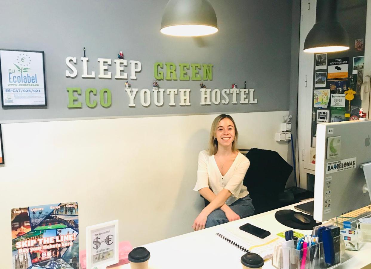 Sleep Green - Certified Eco Youth Hostel Барселона Екстер'єр фото
